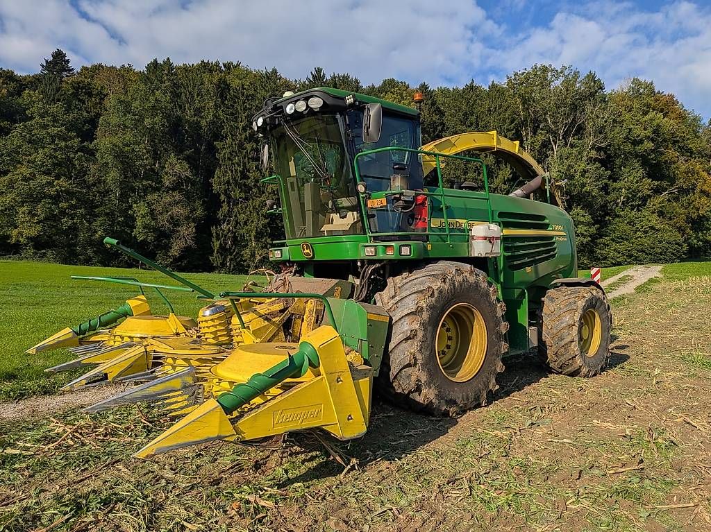 Trattori: John Deere Kemper Maisgebiss – Usato da Rickenbach LU venduto da KSCupra2 2
