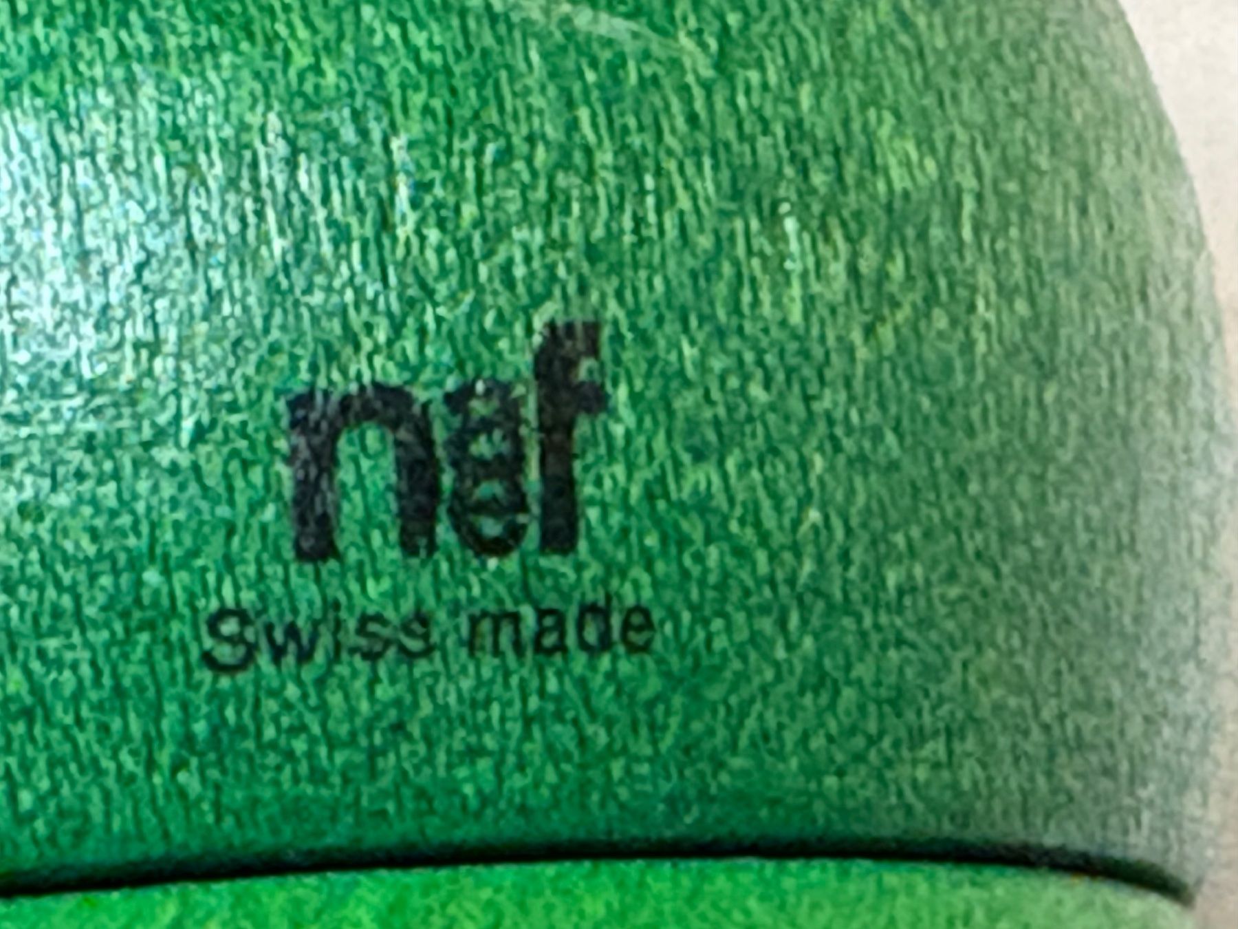 Naef Holzraupe Juba / grün (Gebraucht) in Rümligen für CHF 22 – mit ...