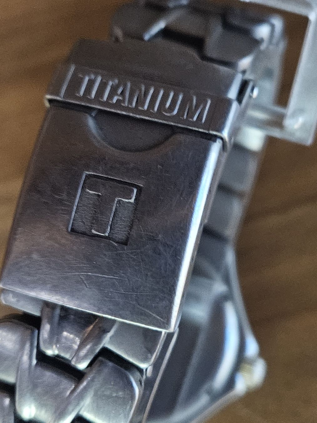 Tissot Uhren: Tissot Titanium Herrenuhr 36mm – Gebraucht aus Flamatt von pie_f9zm 5