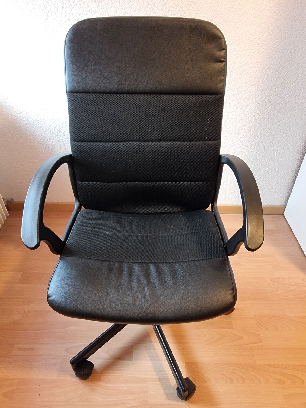 Ikea Sedie: Chaise de bureau Ikea Renberget – Usato da Bevaix venduto da Lemana
