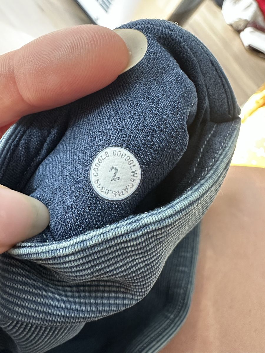 Lululemon Leggings: lululemon leggings size 2/eu34 – Nuovo (secondo la descrizione) da bözberg venduto da amy_7wz8 4