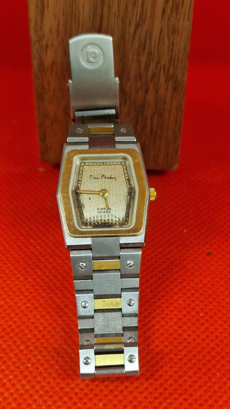 Pierre Cardin Orologi: Pierre Cardin Damenuhr Quarz  – Usato da Herisau venduto da Antiques.AR