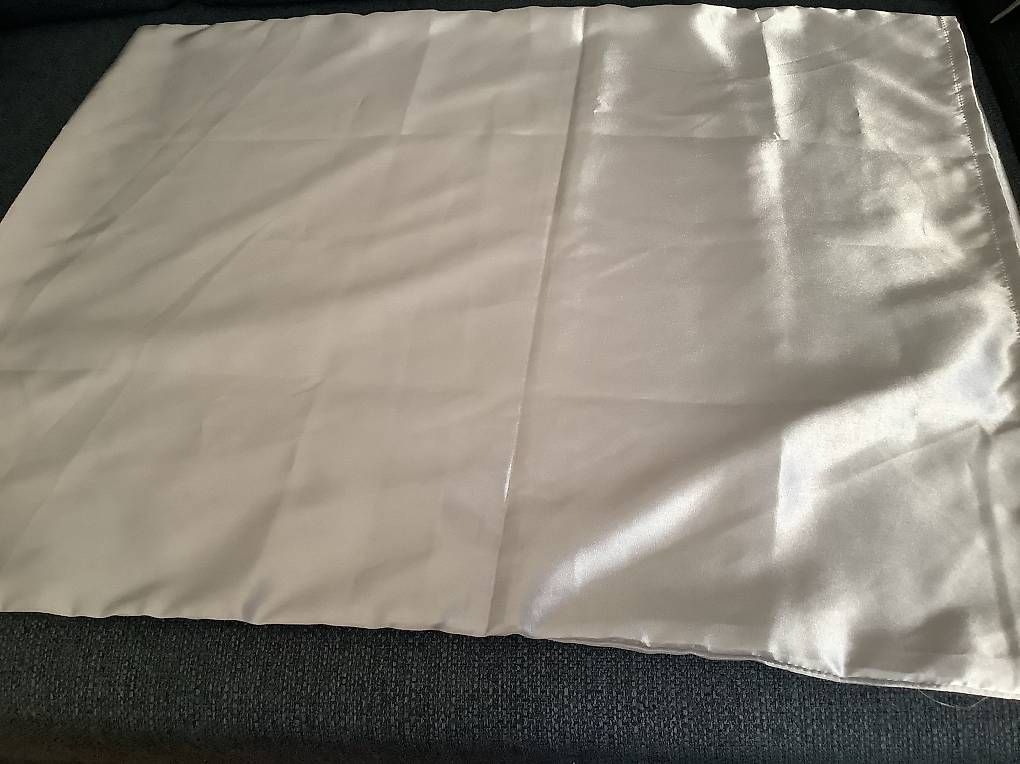 Cuscini: Taie oreiller grise 50x66 cm neuf – Nuovo e nell'imballaggio originale da Icogne venduto da luna.16 1