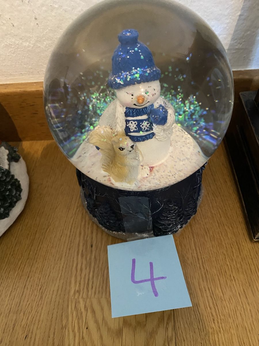 Tutte le decorazioni: Schneekugel mit Batterie – Usato da Zürich venduto da Ethno1