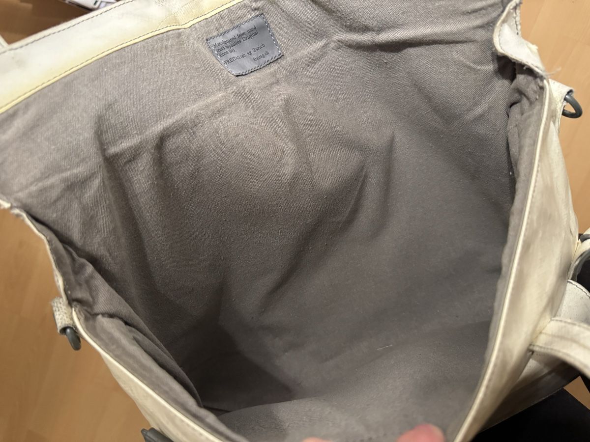 Freitag Borse: Freitag - Reference Laptoptasche – Usato da Zürich venduto da chr_lgh5 2