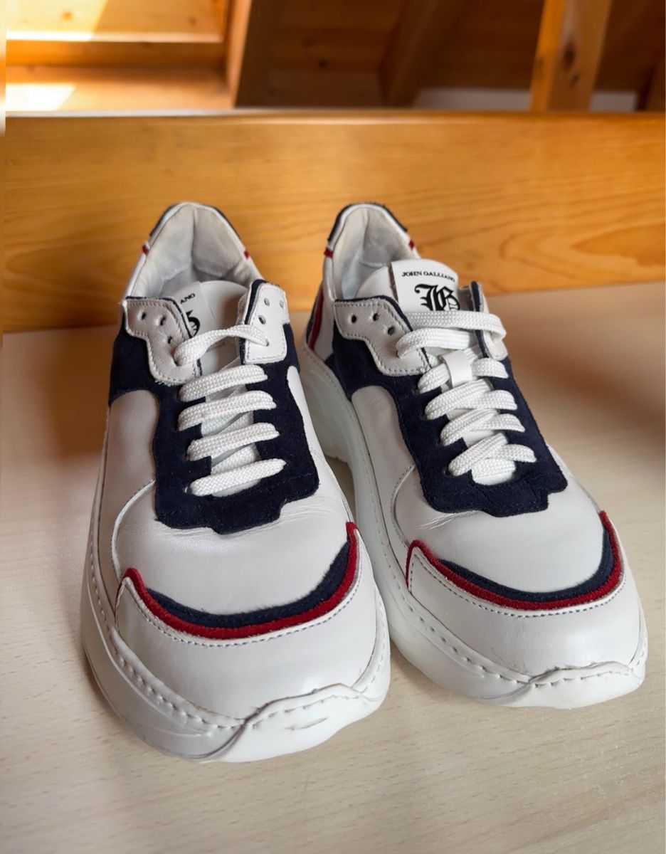 John Galliano Scarpe da uomo: John Galliano White/Navy Sneakers, Size 40 – Usato da Weiach venduto da Aleksandar.B 2