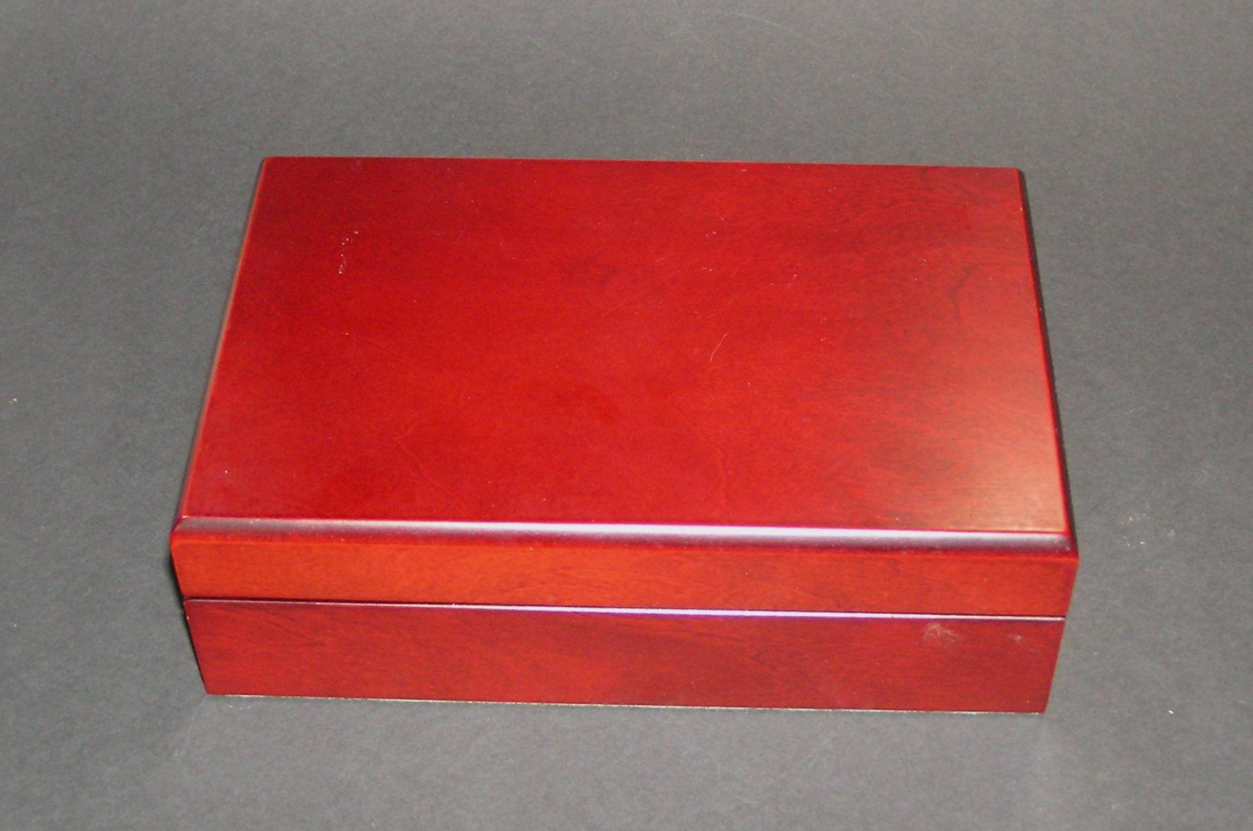 Humidore: HUMIDOR ZIGARREN-BOX – Gebraucht aus Grenchen von Antique-hunter 2