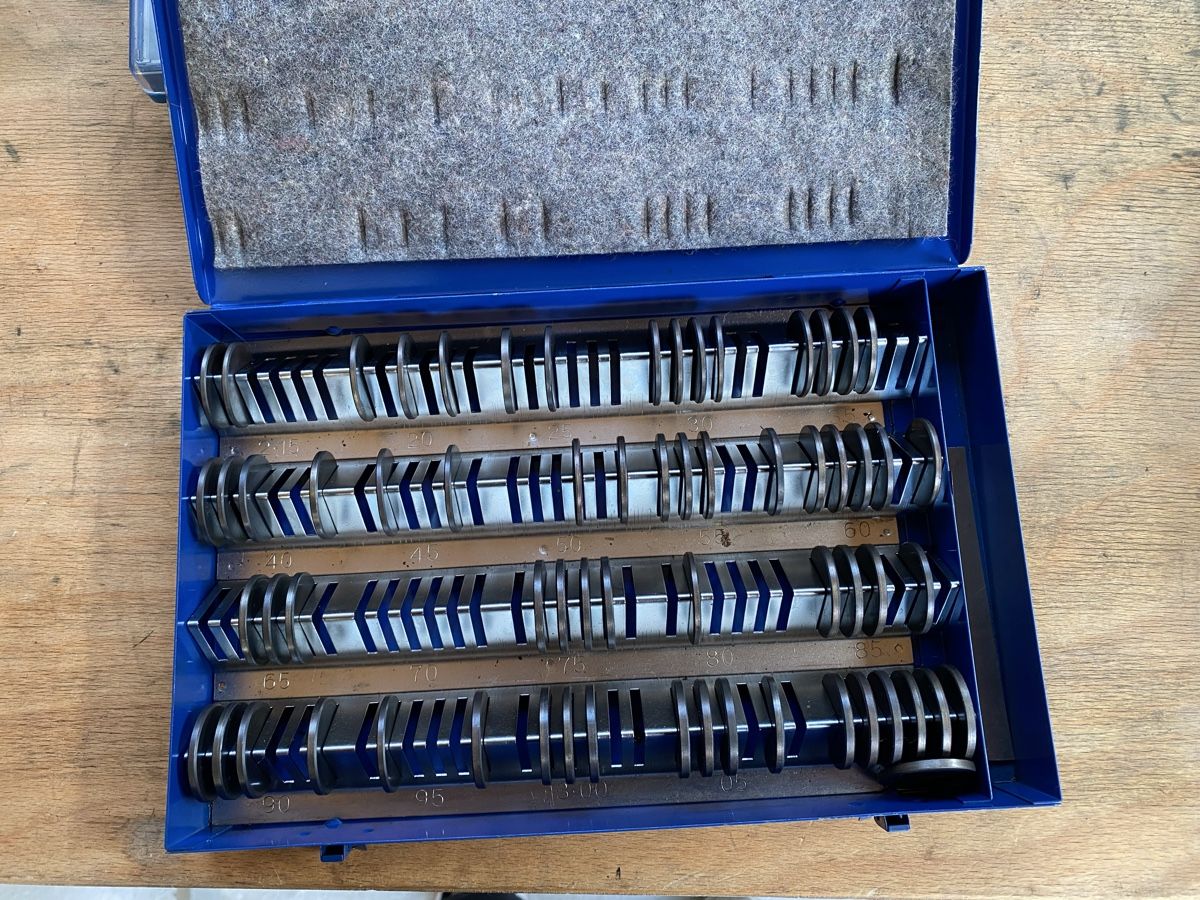 Suzuki Tutti i ricambio per moto: Suzuki Ersatzteile Einstellplatten Ventile Shims – Usato da Wilderswil venduto da lui_scq7 1