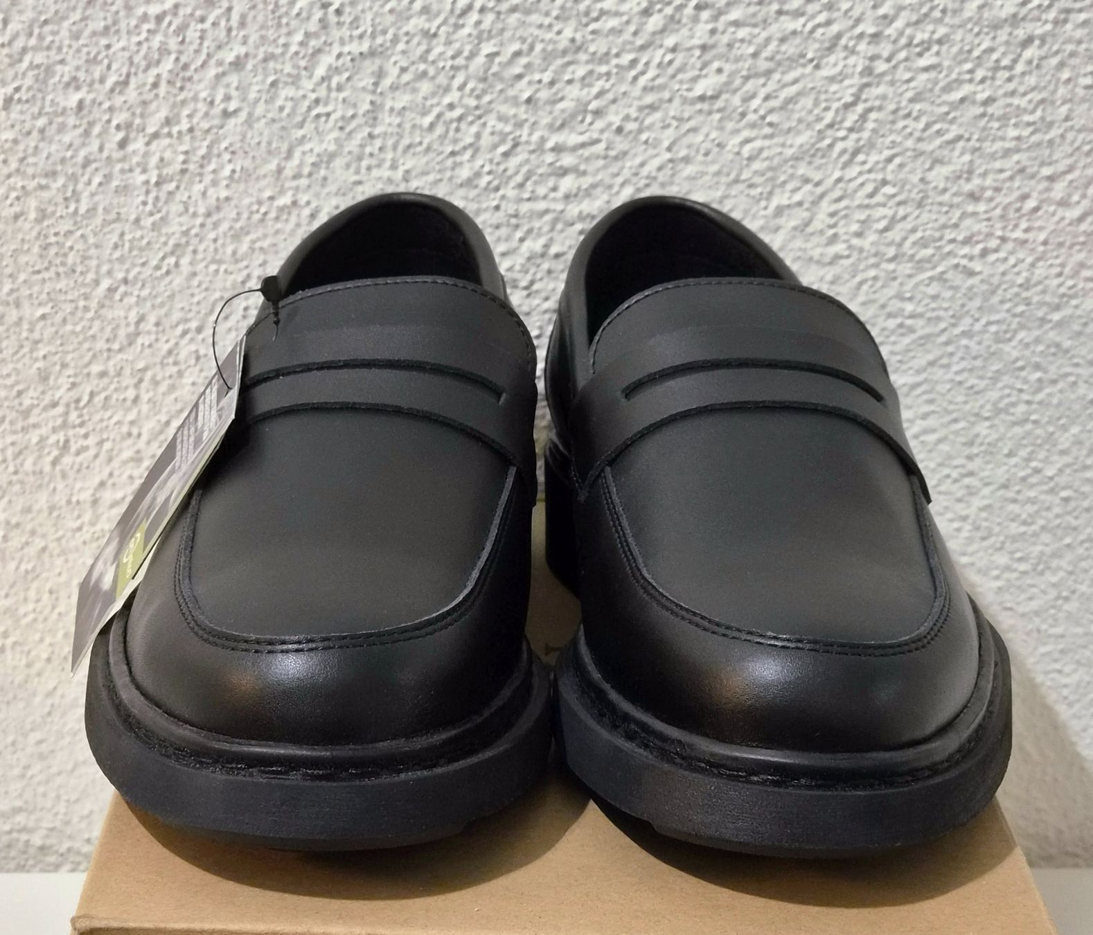 Herrenschuhe: Schwarze Slipper / Schlupfschuhe – Neu und originalverpackt aus Zürich von New_username 1