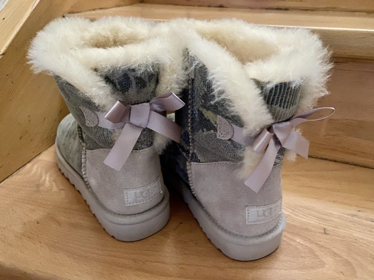 Ugg Scarpe da donna: Ugg Boots Damen, Gr. 40, Schlangenmuster, neu – Nuovo e nell'imballaggio originale da Matten b. Interl venduto da Kings-Fashion 1