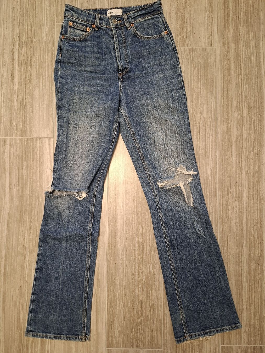 Zara Jeans: jeans – Usato da Ecublens FR venduto da ame_y8tq