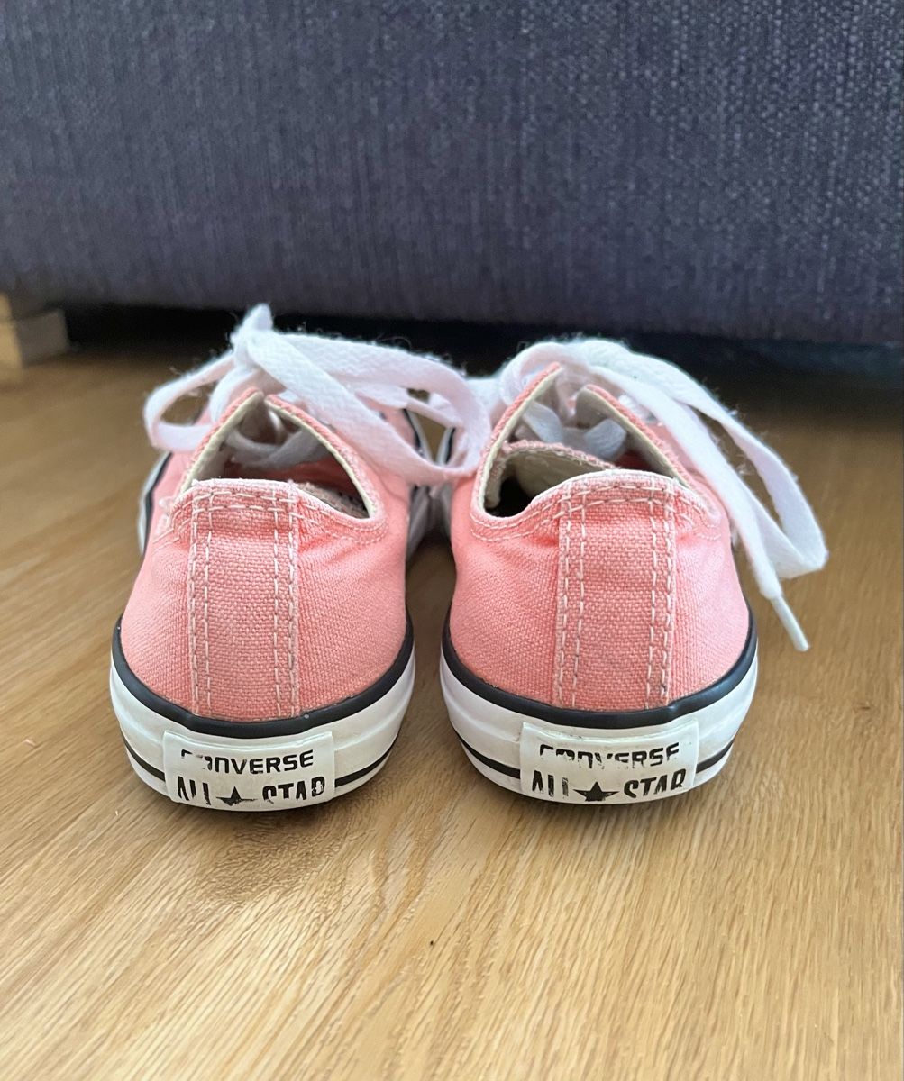 Scarpe per ragazze: Converse All Star Chucks Gr. 32 – Usato da Kradolf venduto da AlexiaEugster 4