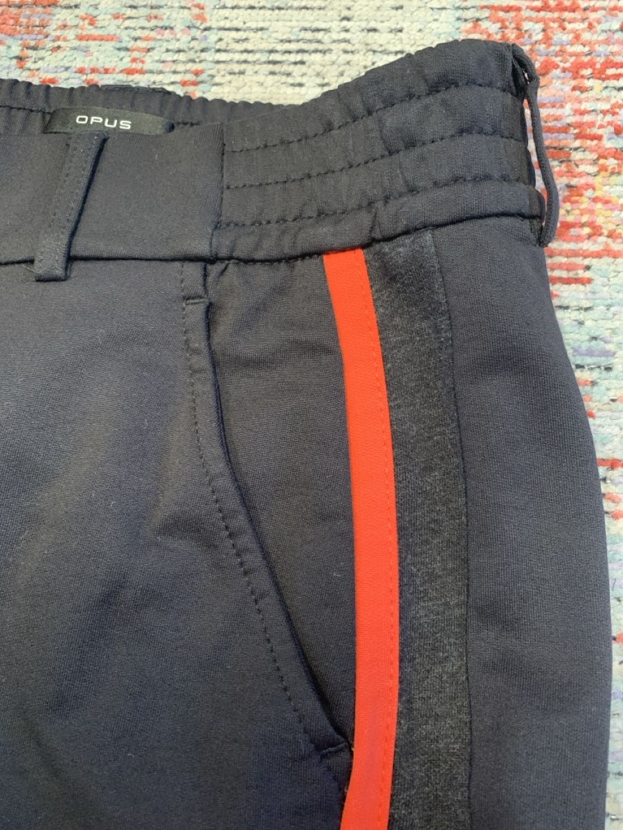 Opus Pantalons: Hosen OPUS D34 – D'occasion à Haag (Rheintal) par Lolette-SG 5