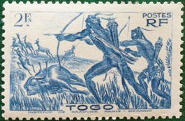 Togo Briefmarke 2f blau Jäger mit Pfeil und Bogen