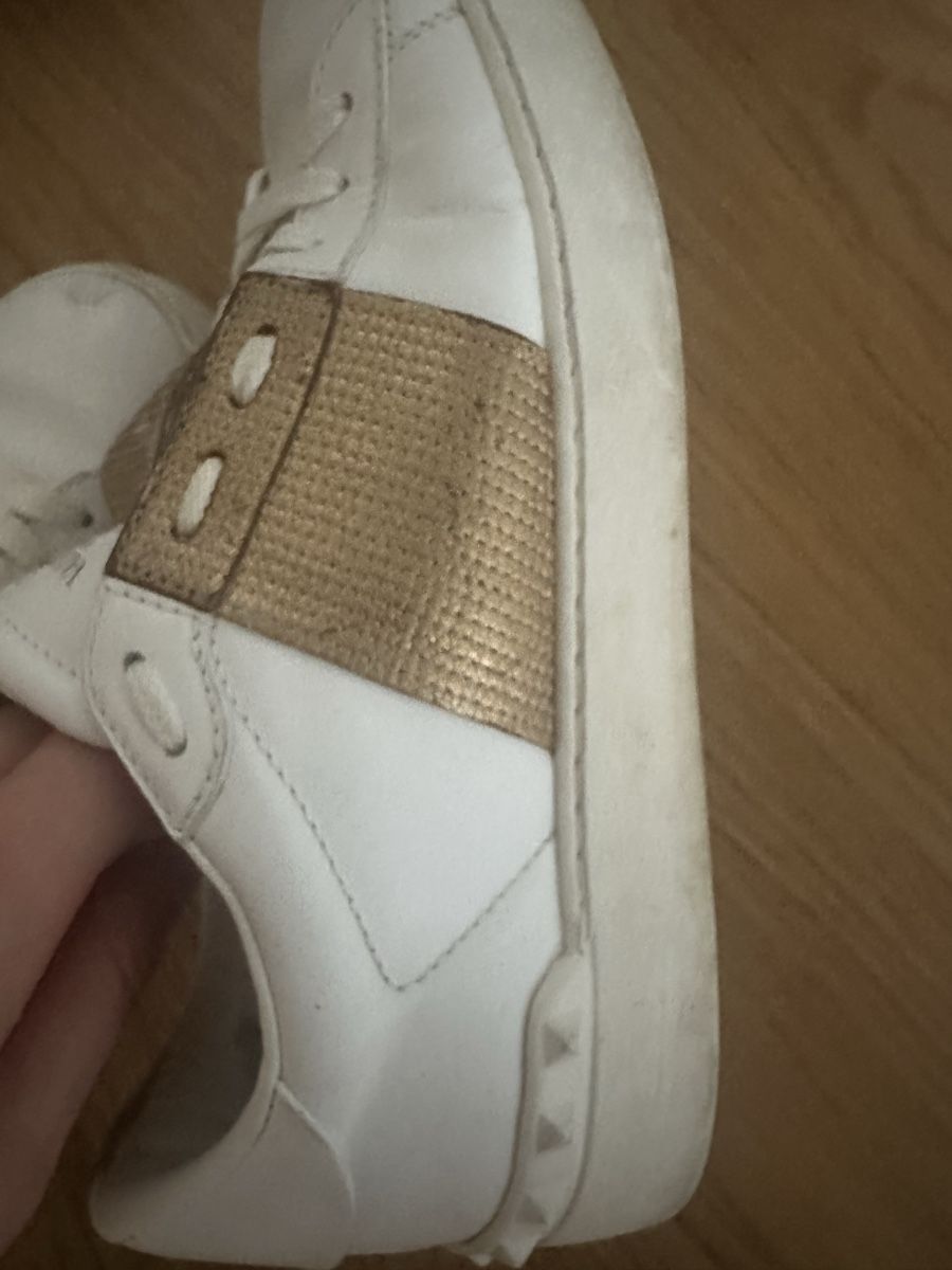 Valentino Scarpe da donna: Valentino Garavani Stud Sneaker – Usato da Niederhasli venduto da Luxevault 2