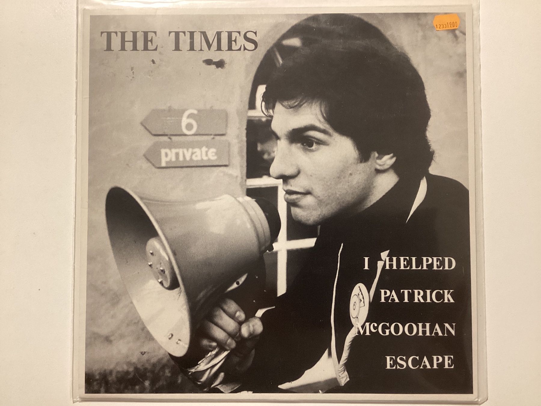 Schallplatten: The Times LP - I Helped Patrick McCoohan Escape – Gebraucht aus Gutenswil von Hamzian