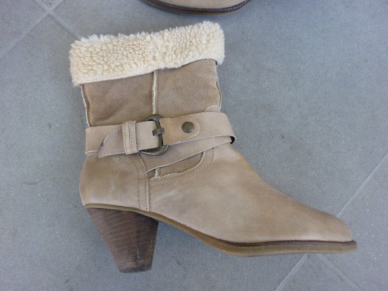 Damenschuhe: Damen Stiefeletten Grösse 39 Venturini – Neu (gemäss Beschreibung) aus Appenzell Meister. von Lignum 1