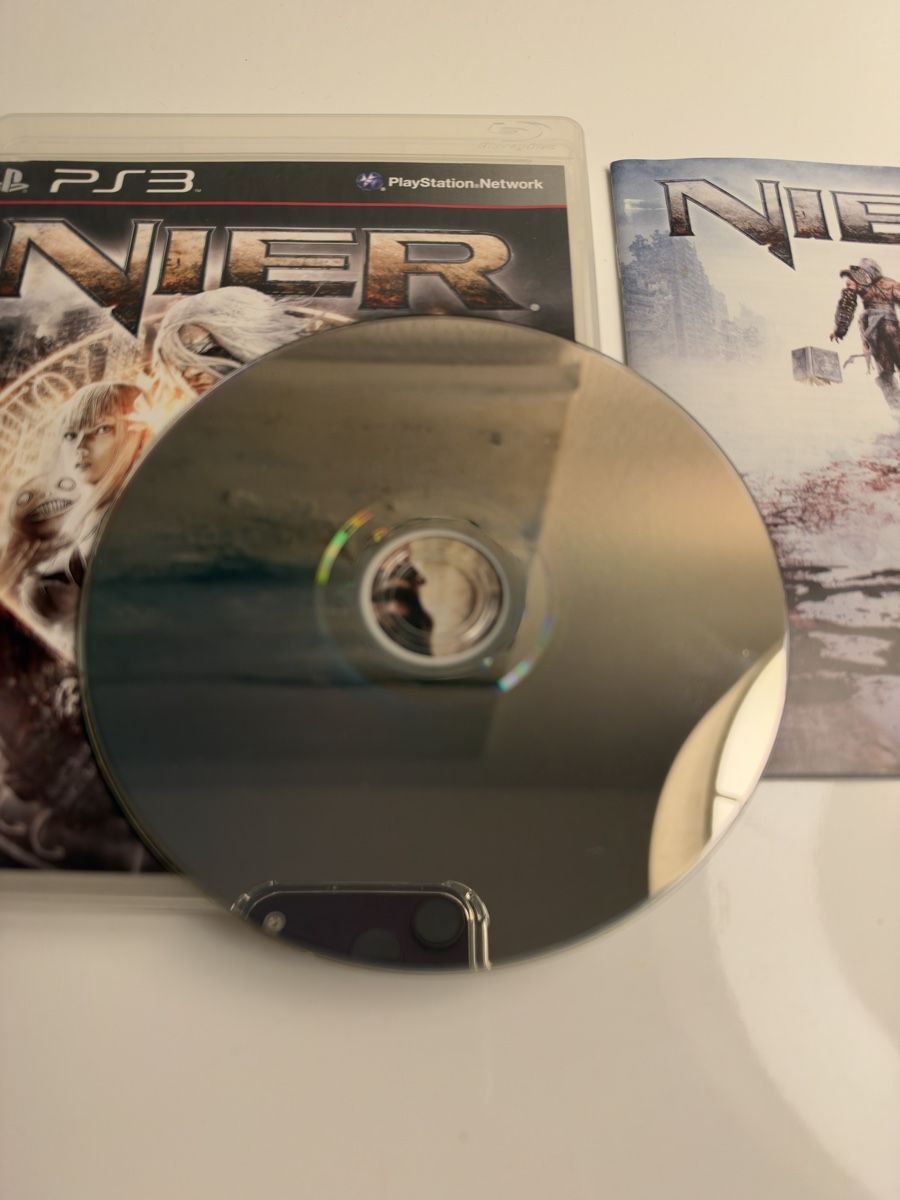 Sony Giochi: NIER (PS3) – CIB – Usato da Kerzers venduto da -.-Jesus-.- 1