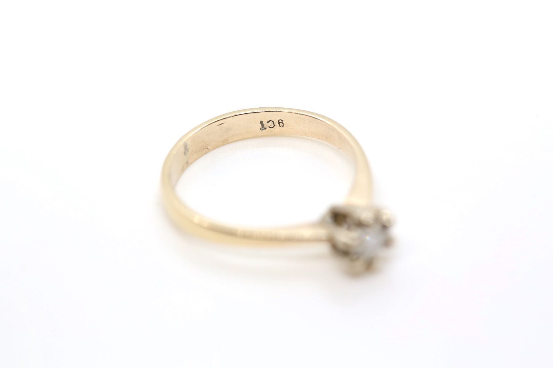 Anelli: Solitärring 9K mit Brillant 0,25ct – Usato da Reinach BL venduto da Han-Numismatik 2