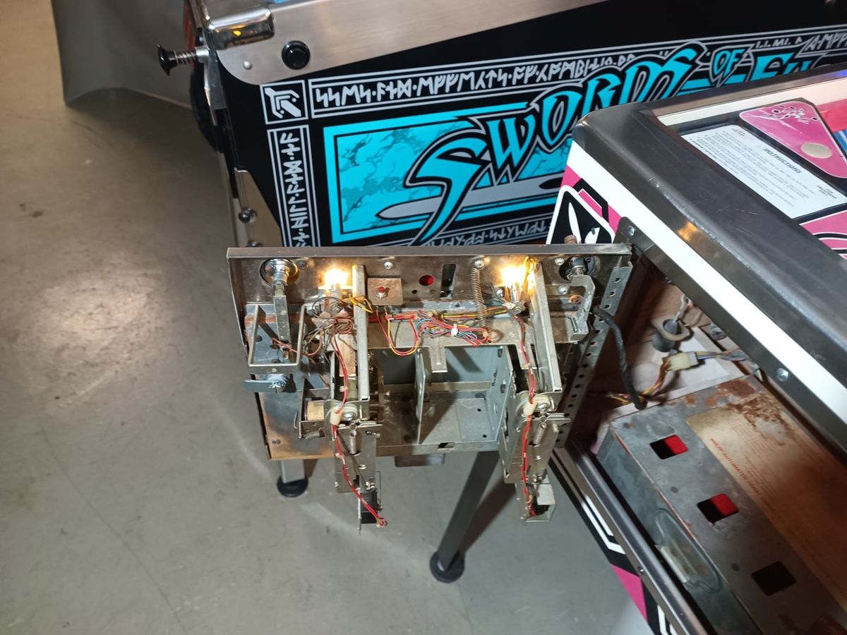 Flipper: Playboy in Top Zustand. – Nuovo (secondo la descrizione) da Oberwil BL venduto da jones-oli 2