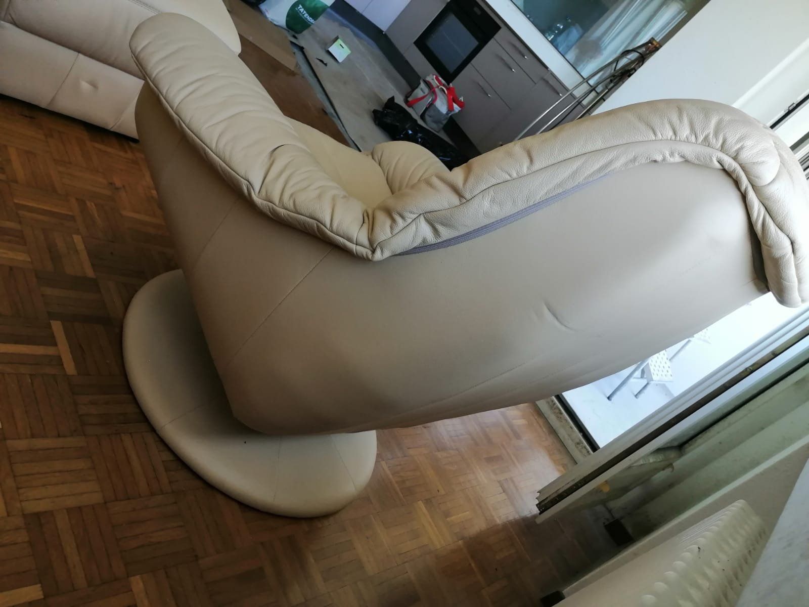 Divani: Ledersofa & beweglicher Sessel – Usato da Basel venduto da Biovivendi 4