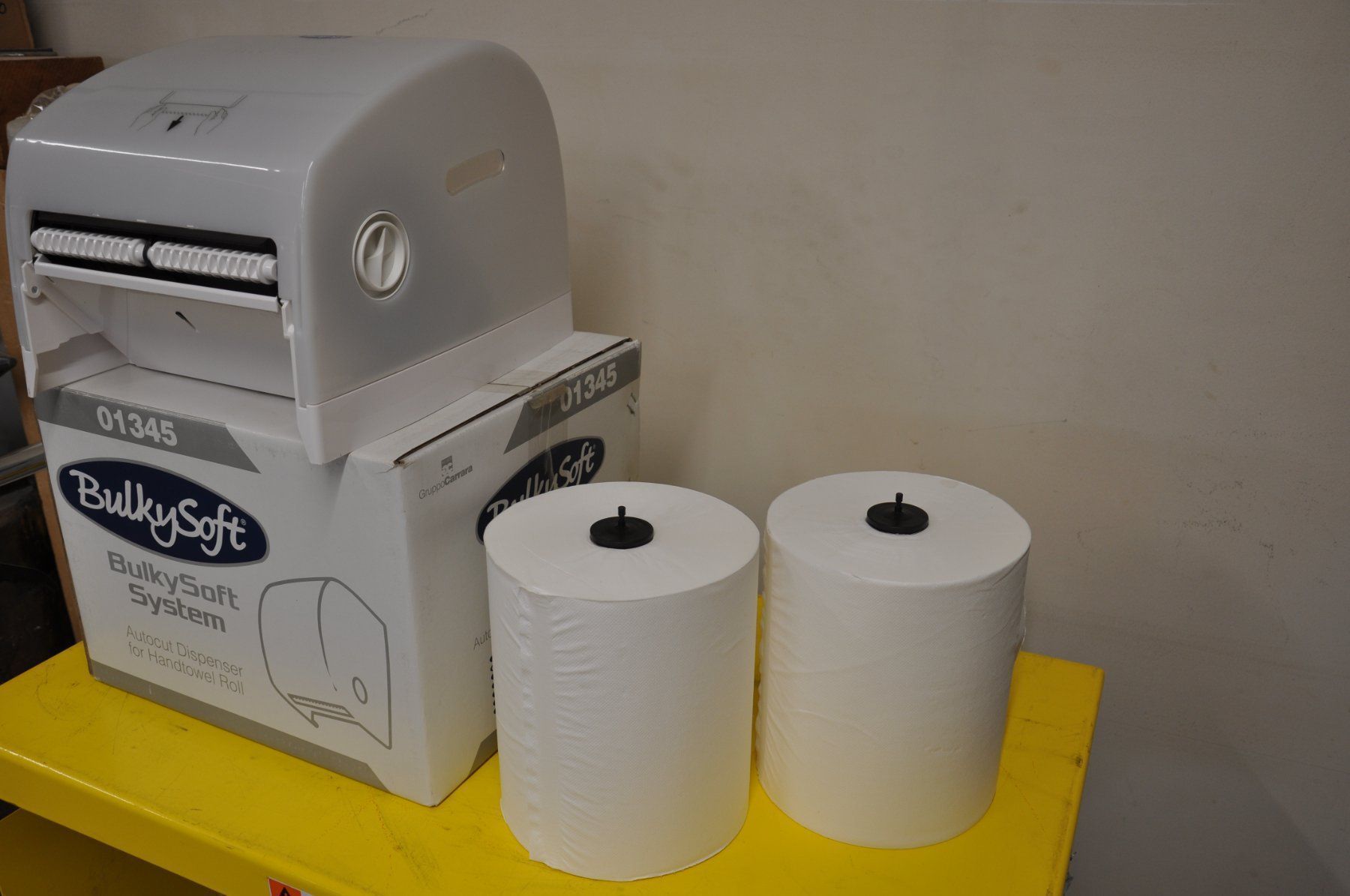 Portasciugamani: Bulkysoft Papierspender 9 stk. – Nuovo e nell'imballaggio originale da Rothrist venduto da Sheriff94 2