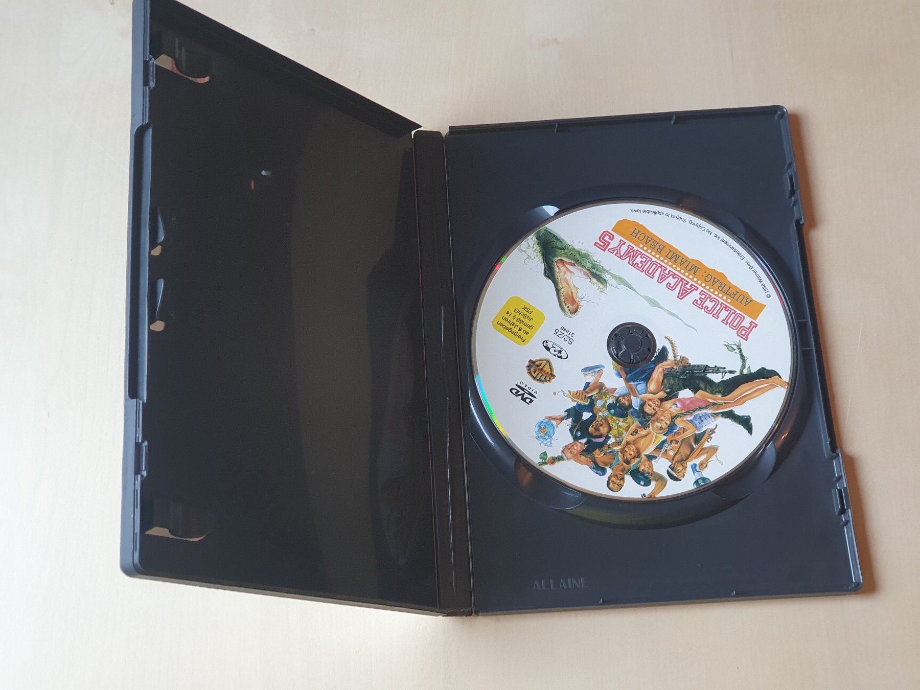 Tous les DVDs: Police Academy 5 – D'occasion à Stansstad par collectorsshop 2