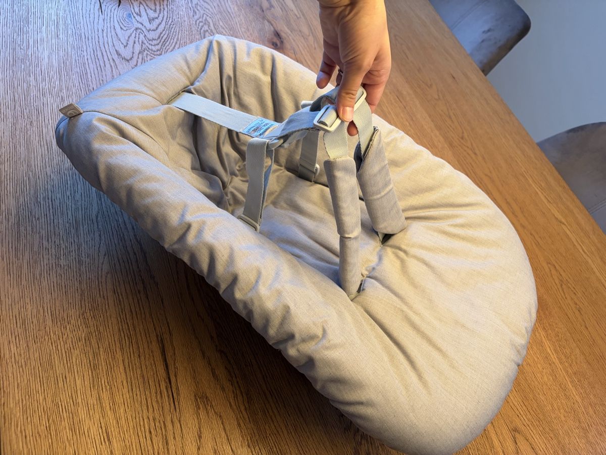 Stokke Hochstühle: Stokke Tripp Trapp Newborn Set grau  – Gebraucht aus Aesch BL von Kliana 2