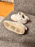 Kinderschuhe je 15.-