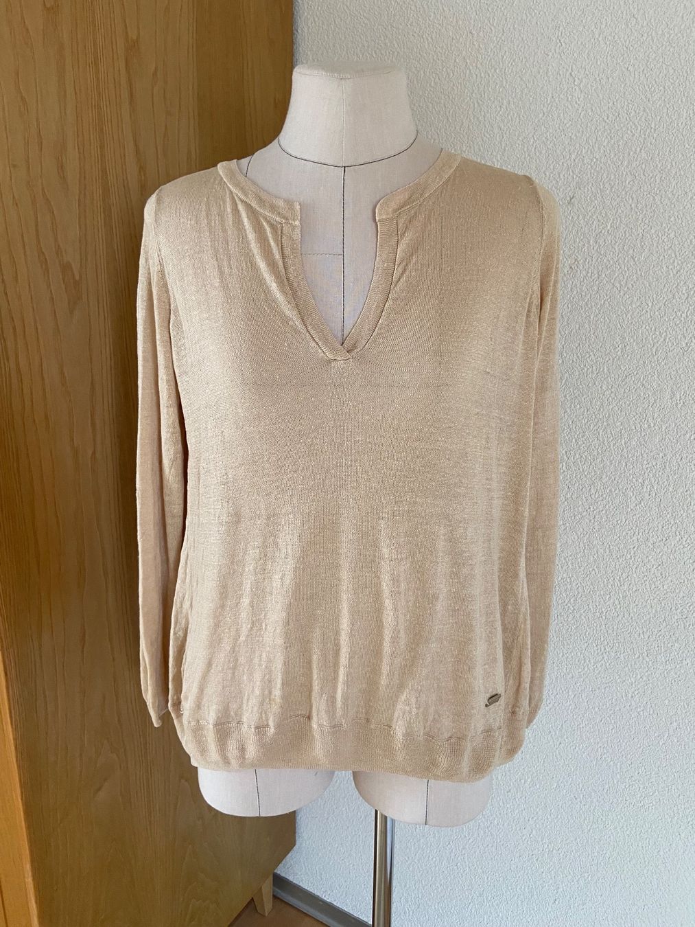 Maglioni & Felpe: Schöner Leinen Pullover von Henry Cottons – Usato da Evilard venduto da Mikhaylova