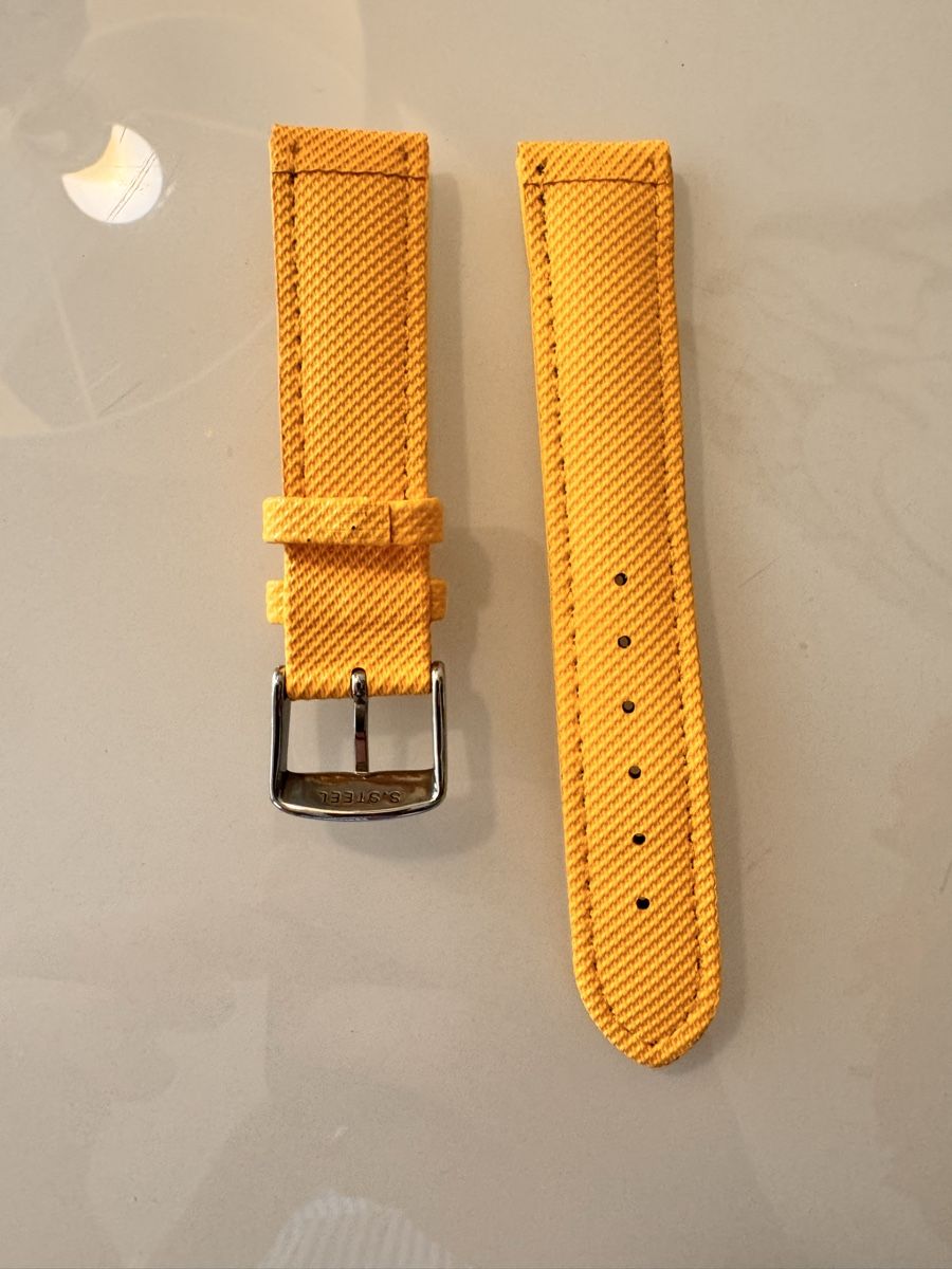 Bracciali & Braccialetti: Yellow PU Leather Watch Strap, 20mm - single or multiples – Nuovo (secondo la descrizione) da Zürich venduto da 613_g8jy 2