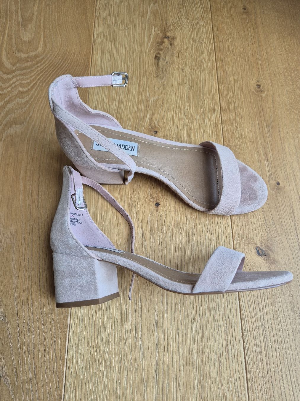 Steve Madden Chaussures femmes: Steve Madden Sandalen rosa Grösse 36 – D'occasion à Altdorf UR par Louisismyfavorite
