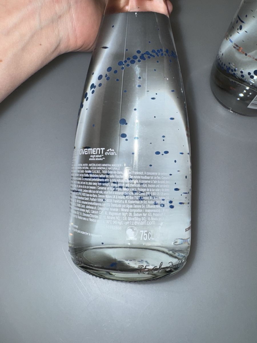 Borracce & Thermos: Evian Virgil Abloh 2020 Limitiert Ungeöffnet – Nuovo e nell'imballaggio originale da Gossau ZH venduto da Shaolin 3