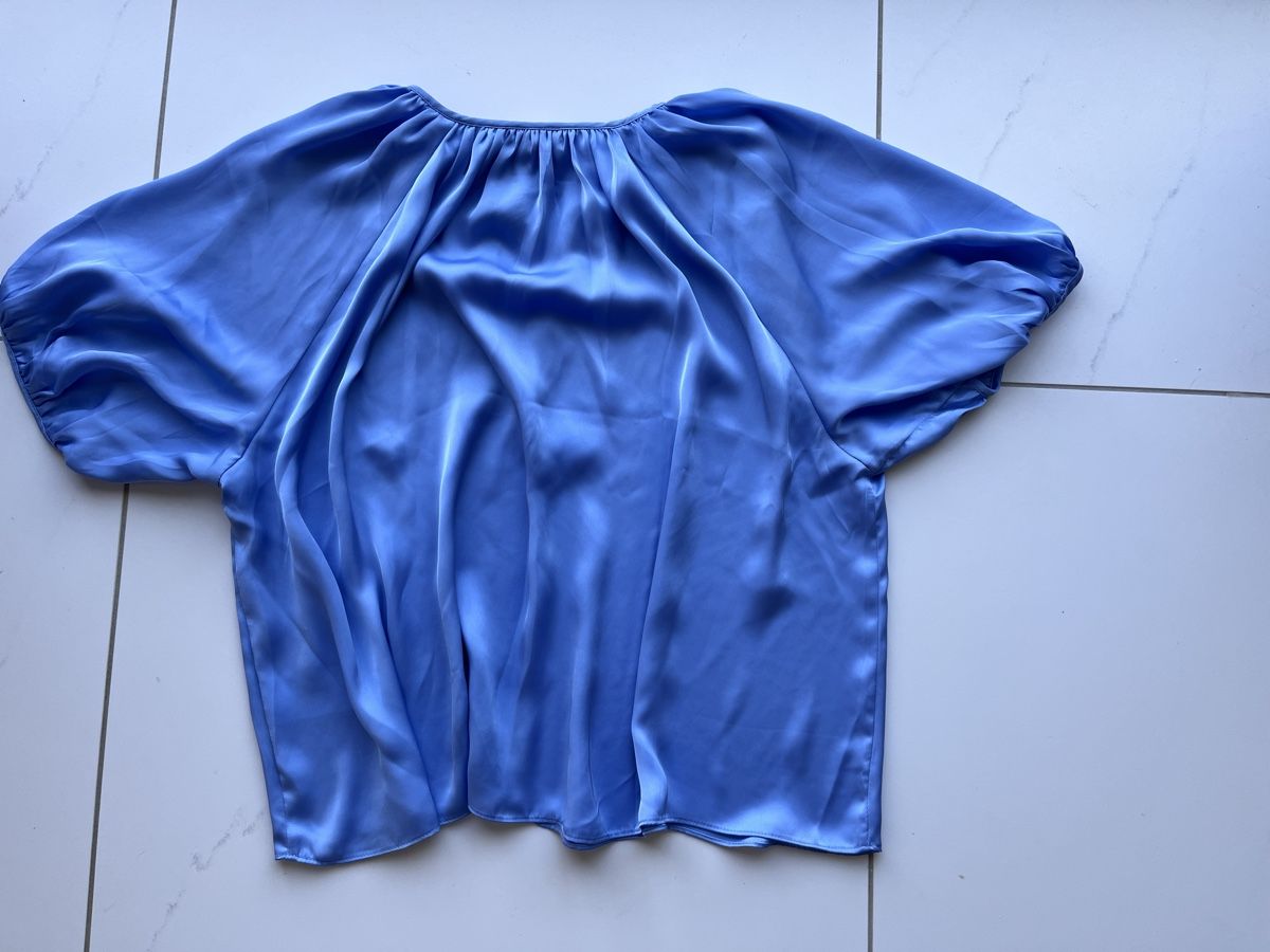 Chemisiers: Damenshirt gr M /weiter Schnitt  – D'occasion à Russikon par sparklingvision 1