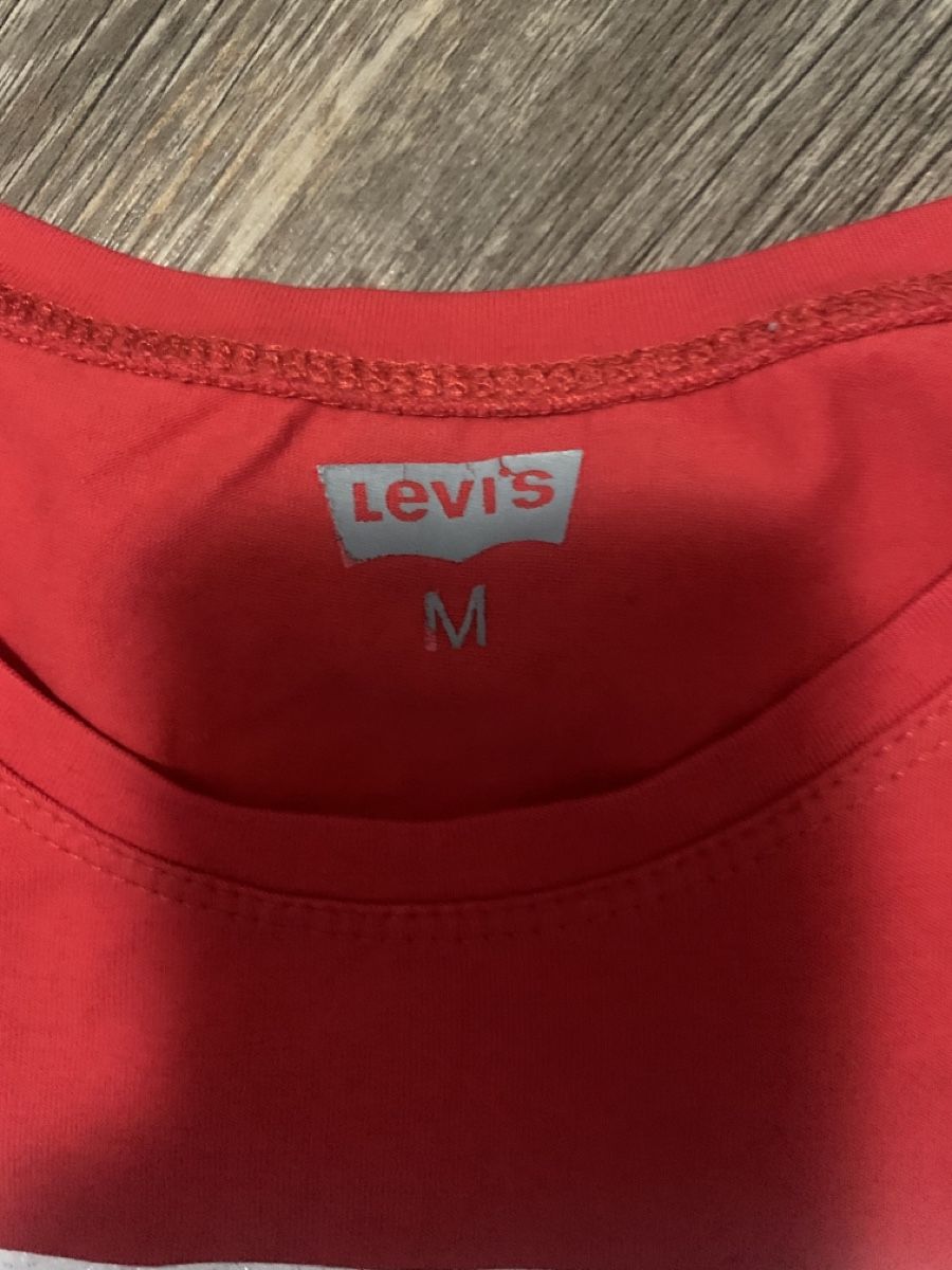 Levi's T-shirt: Levi‘s T-Shirt – Difettoso da Emmen venduto da ama_8wmn 3