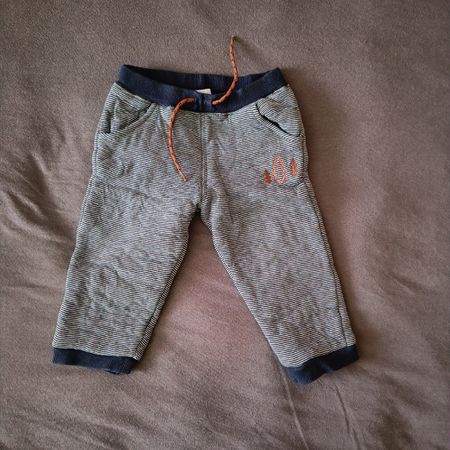 Hose Grösse 80