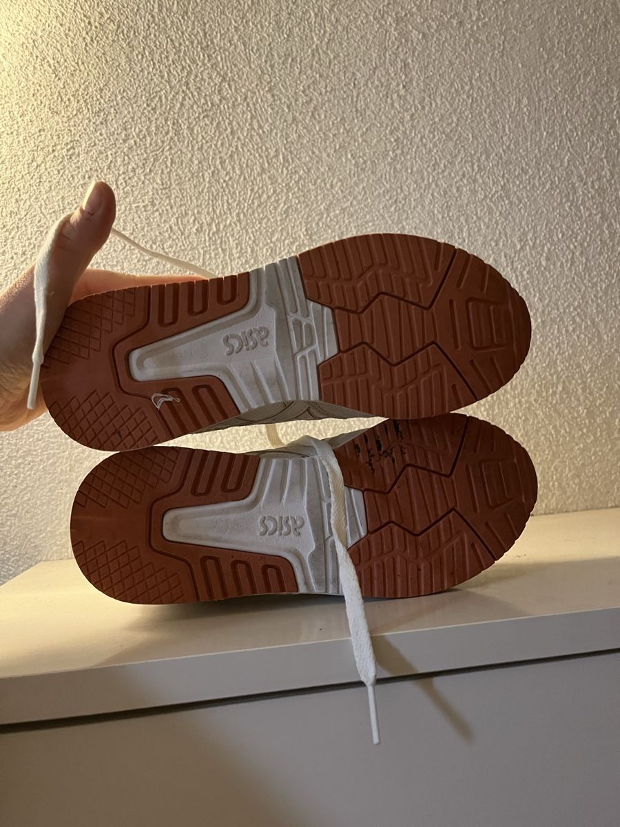 Asics Scarpe da donna: Asics Sneaker – Usato da Buttisholz venduto da Katja_H 1