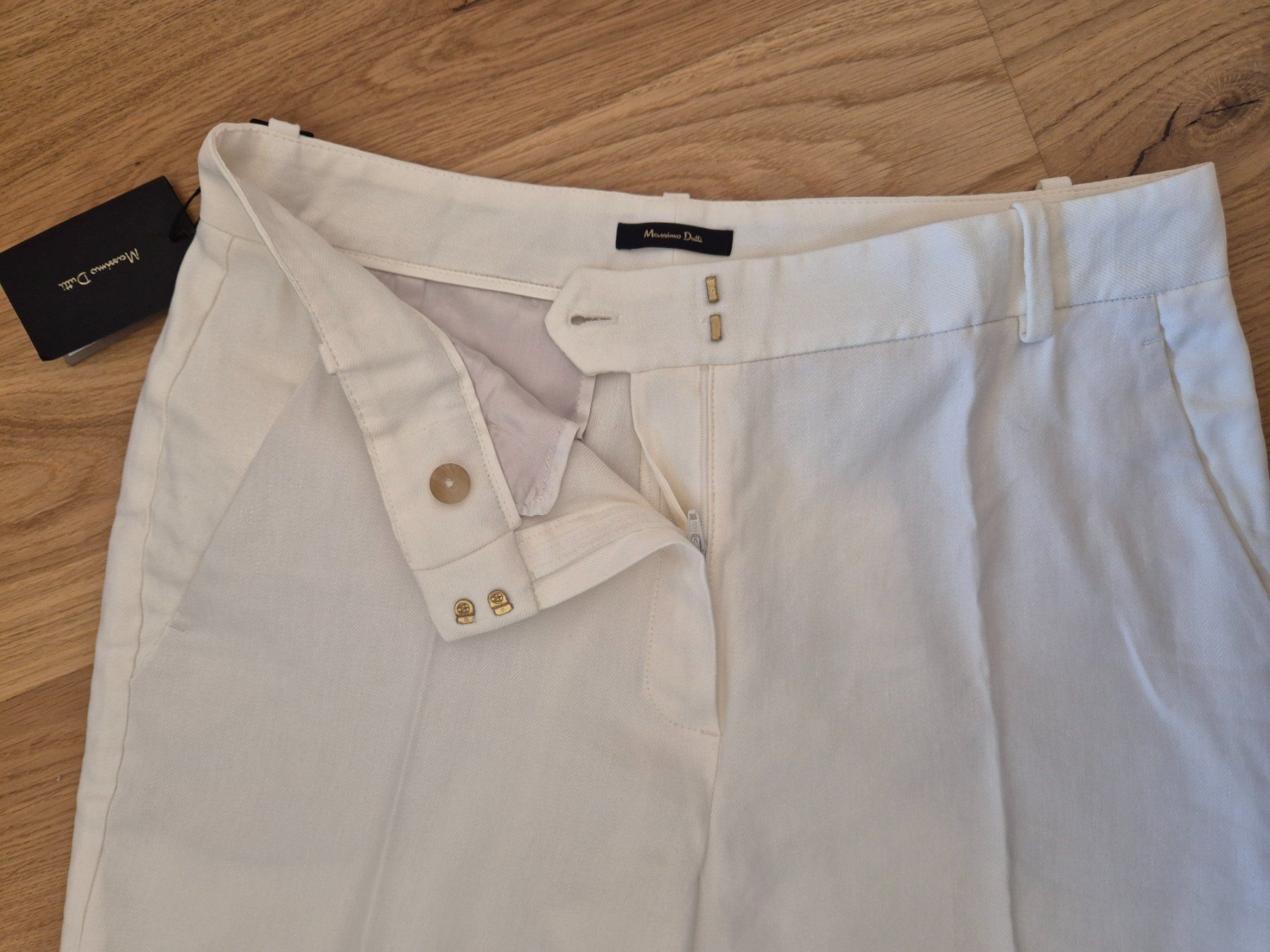 Massimo Dutti Pantaloni: Massimo Dutti Hose aus Stretch-Leinen Off-White – Nuovo e nell'imballaggio originale da Bern venduto da dia_yv66 1