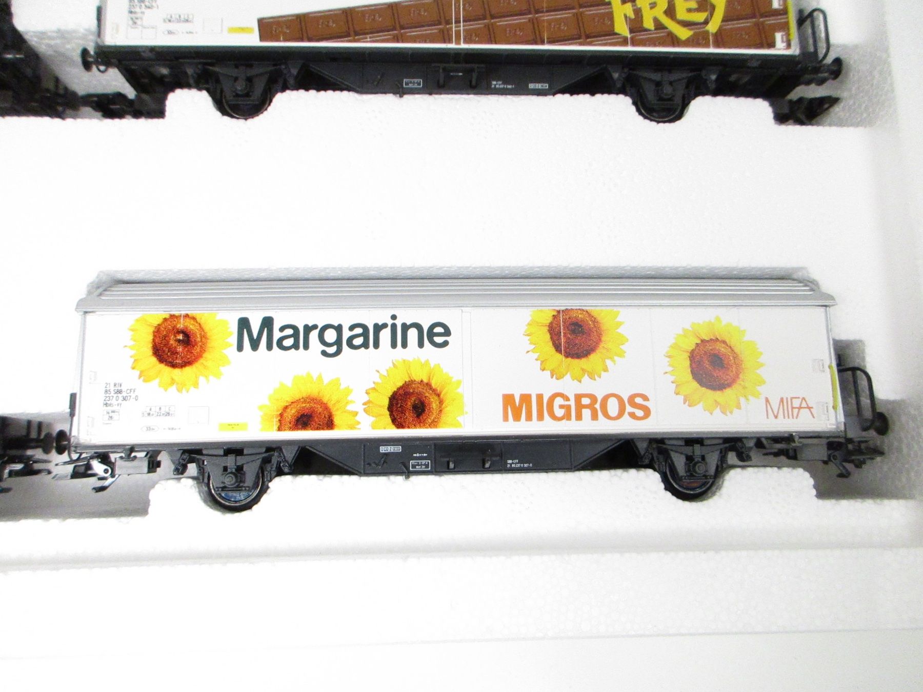 Märklin Modellini di ferrovie: Märklin H0 4785 SBB Güterwagen-Set MIGROS – Nuovo e nell'imballaggio originale da Olten venduto da Heinrich875 4