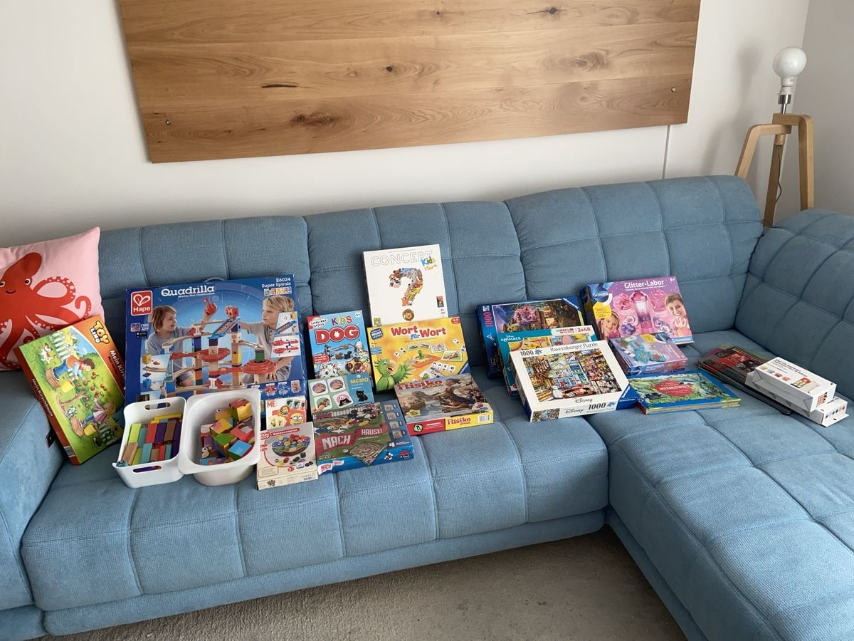 Spielzeuge: Kinderspiele set – Gebraucht aus Volketswil von DeAngela