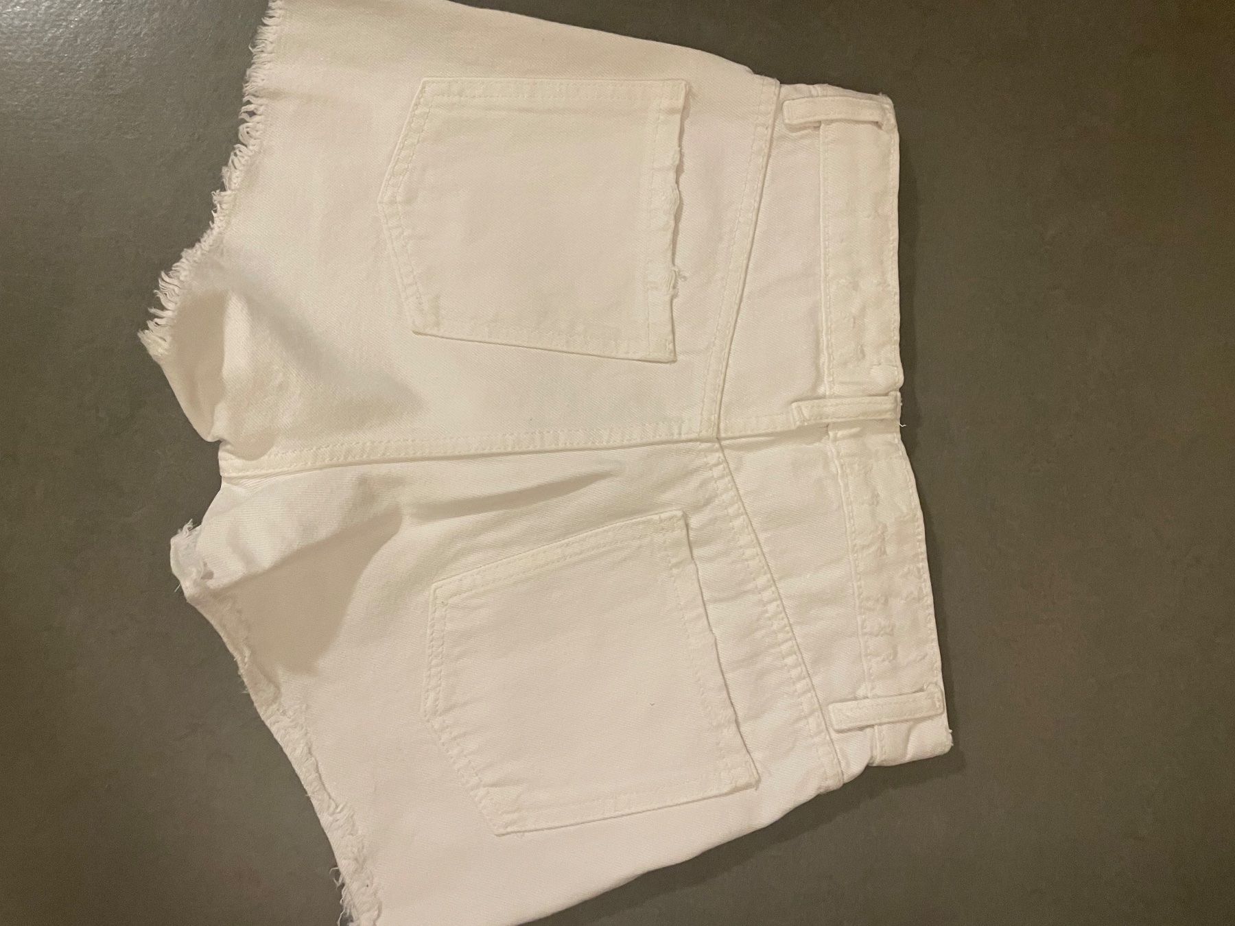 Zara Hosen: Zara Shorts – Gebraucht aus Zürich von Ivona3 3