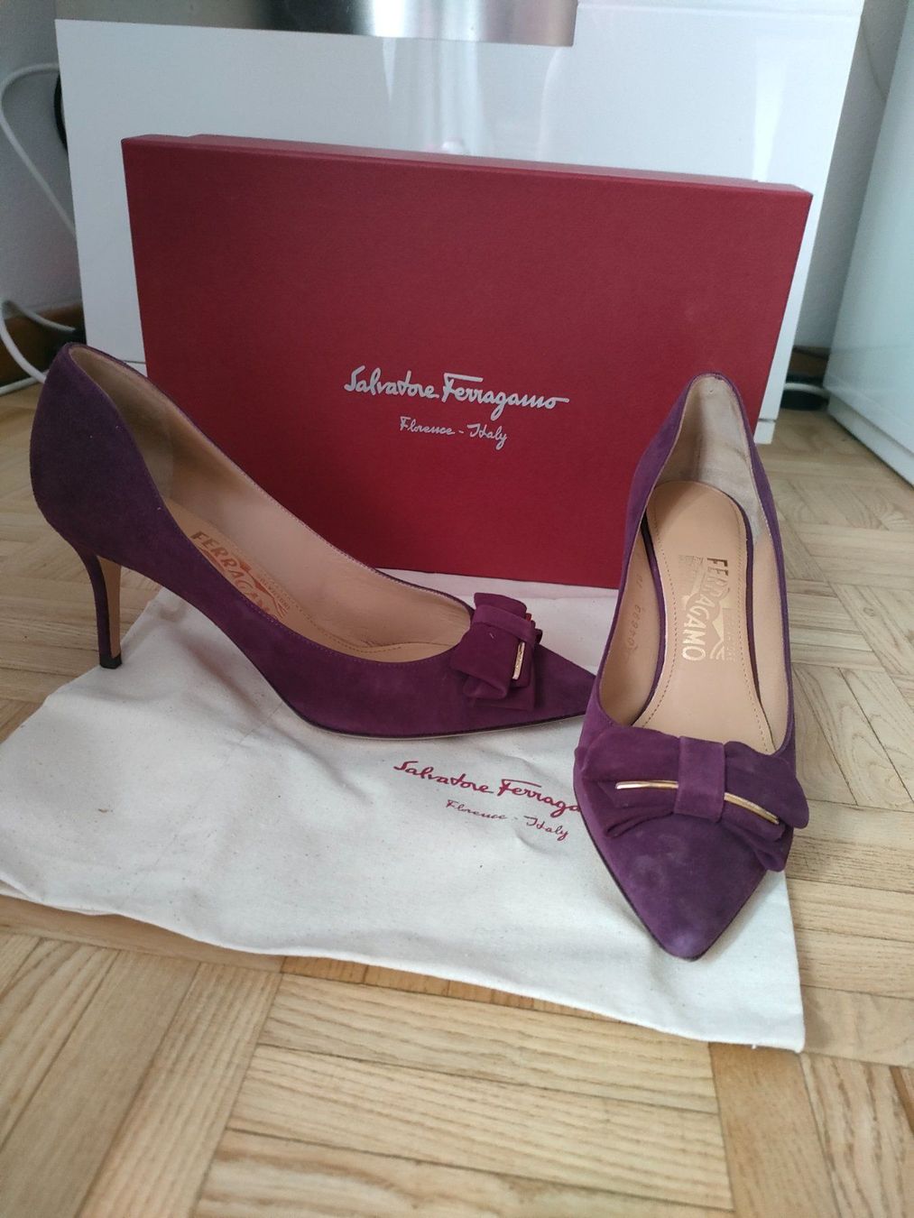 Salvatore Ferragamo Chaussures femmes: Salvatore Ferragamo heels, Grösse US 8 – D'occasion à Richterswil par Auric87