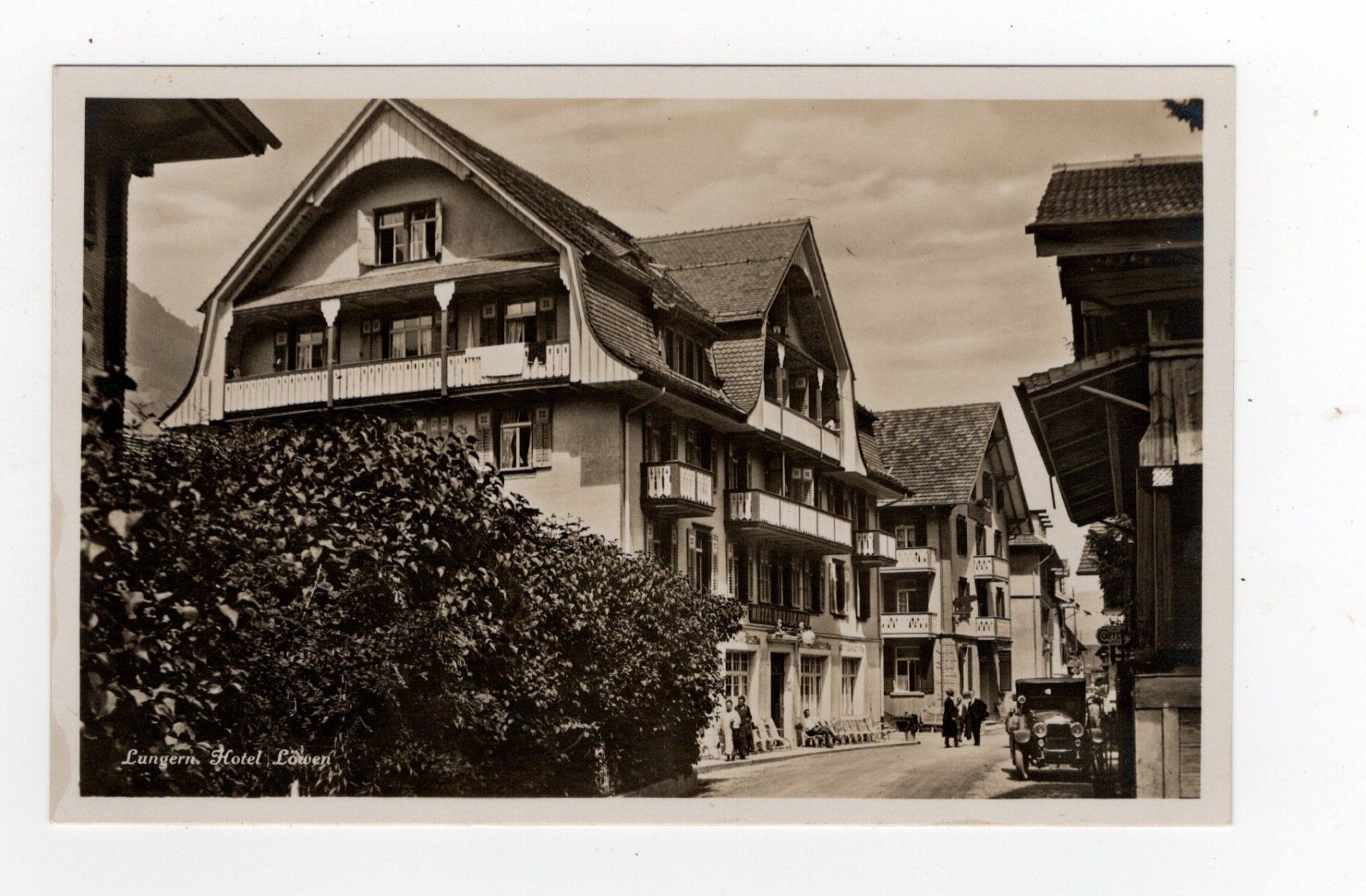 Cartoline postali: Lungern Hotel Löwen Auto – Usato da Rapperswil SG venduto da INTELVI