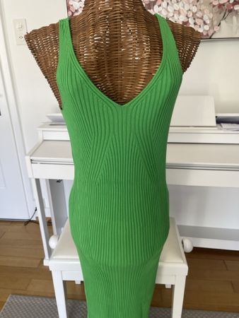 Sommerliches, grünes Strickkleid, S