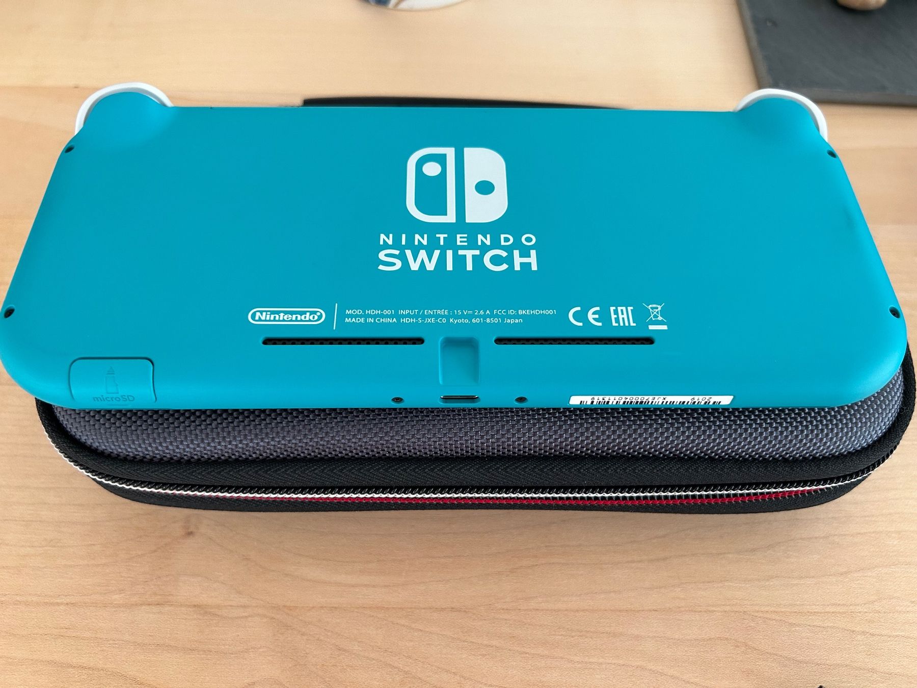 Nintendo Consoles: Nintendo Switch Lite – D'occasion à Sierre par lov_l7jv 2
