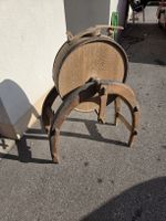Antike Buttermaschine aus Holz mit Gestell gebraucht