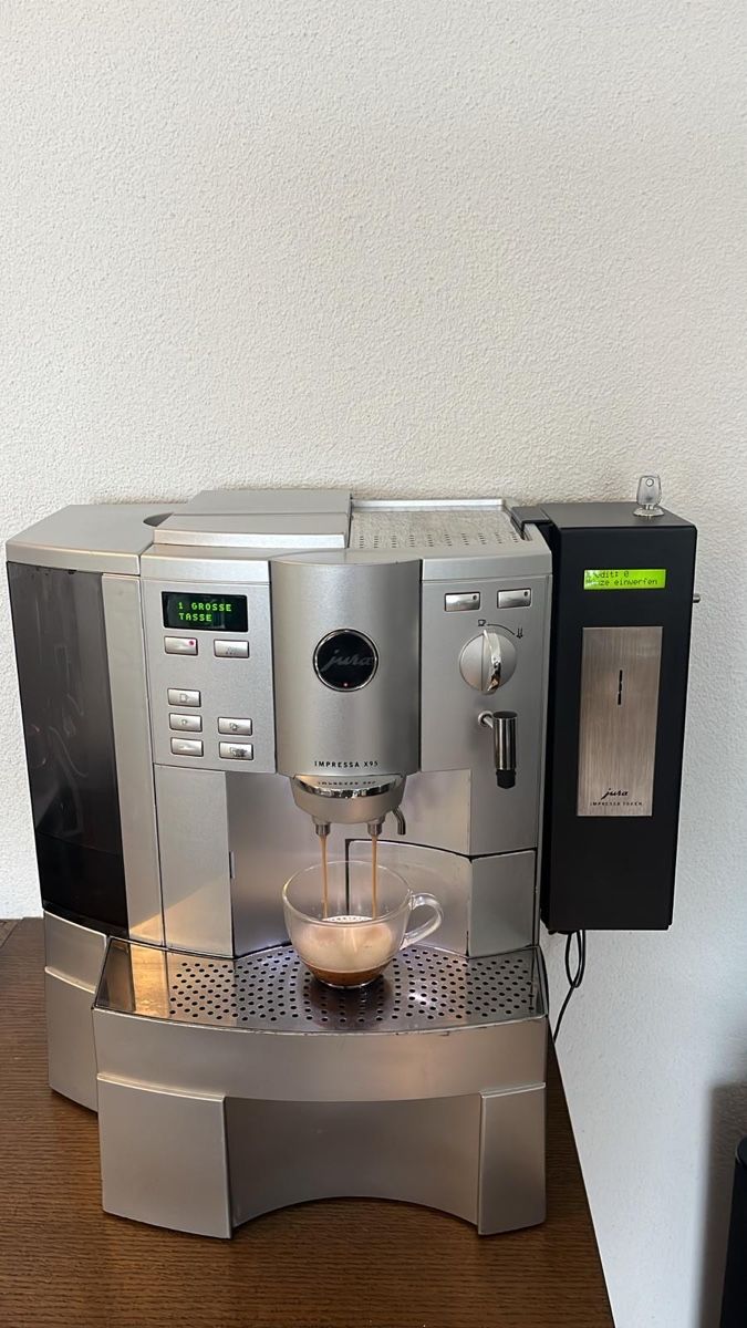 Jura Macchine per caffè & Macchine per espresso: Jura X95 Kaffeemaschine – Usato da Root venduto da HHParts