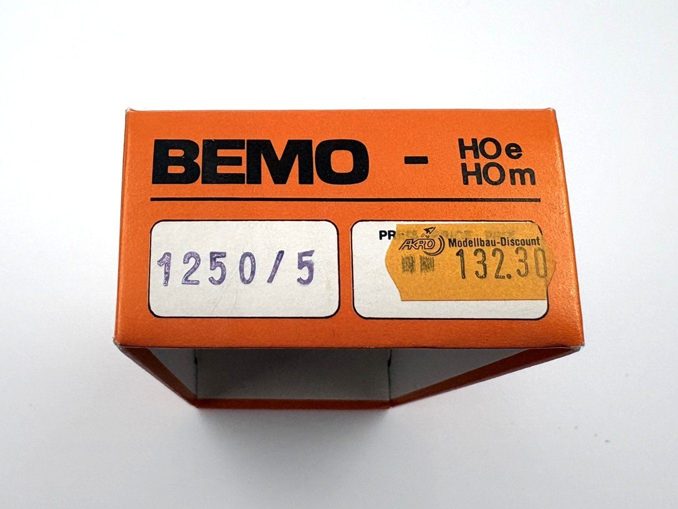Bemo Modellini di ferrovie: Bemo 1250/5 RhB E-Lok Silvretta H0m - NEU & OVP – Nuovo e nell'imballaggio originale da Hombrechtikon venduto da Bruenel 1