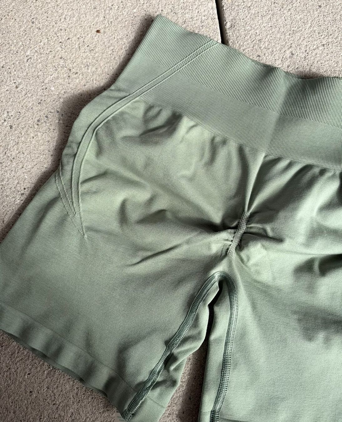 Oner Active Leggings: Oner Active Shorts – Neu (gemäss Beschreibung) aus Nyon von noi_tf8q 3