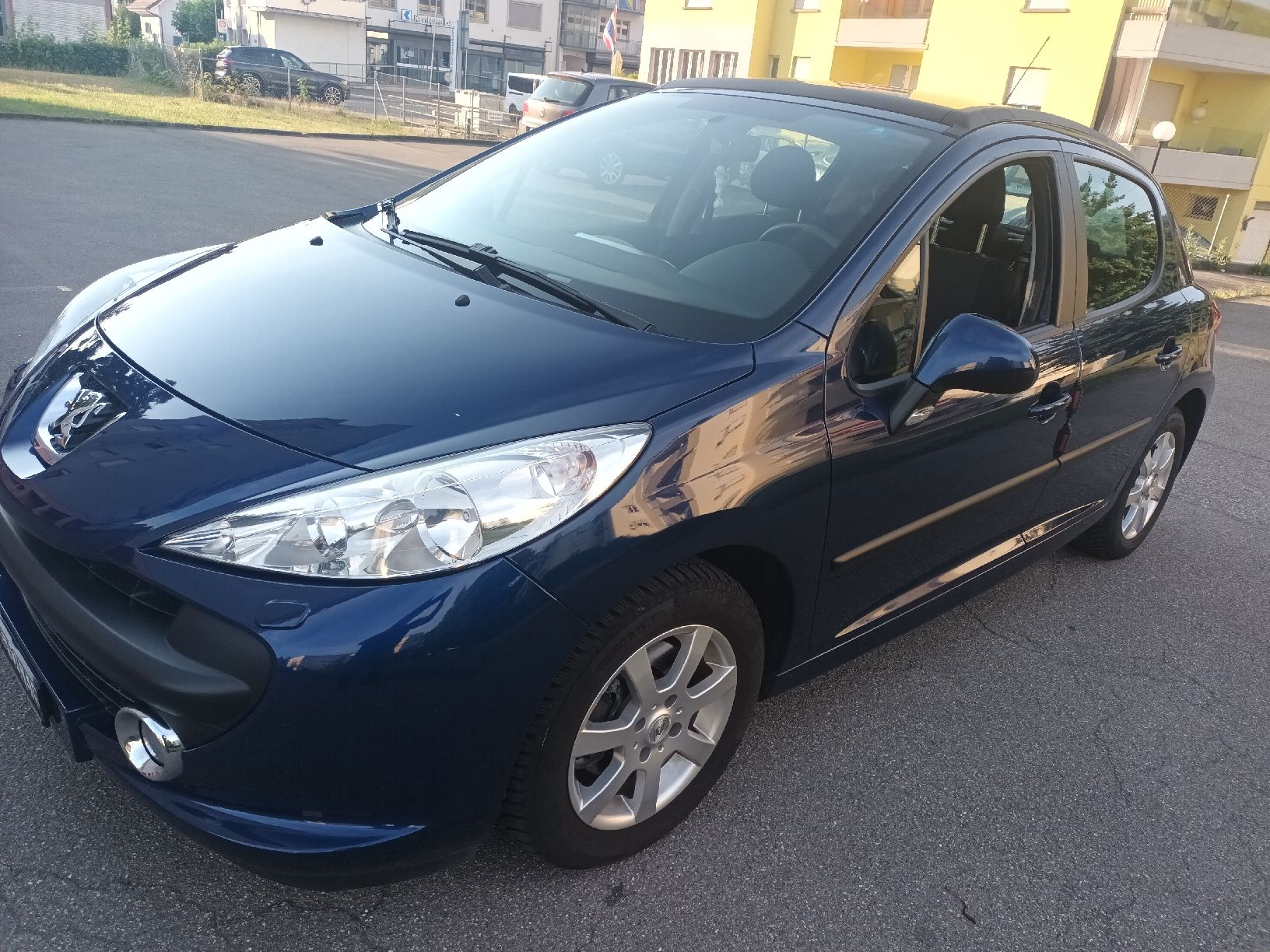 Peugeot Automobili: Peugot 207 – Usato da Wildegg venduto da wer_6tpb 2
